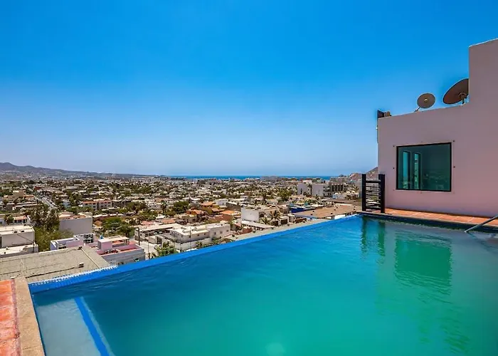 Ferienhaus Dog-friendly Loft With Rooftop Infinity Pool, Gym, Balcony & Ac *